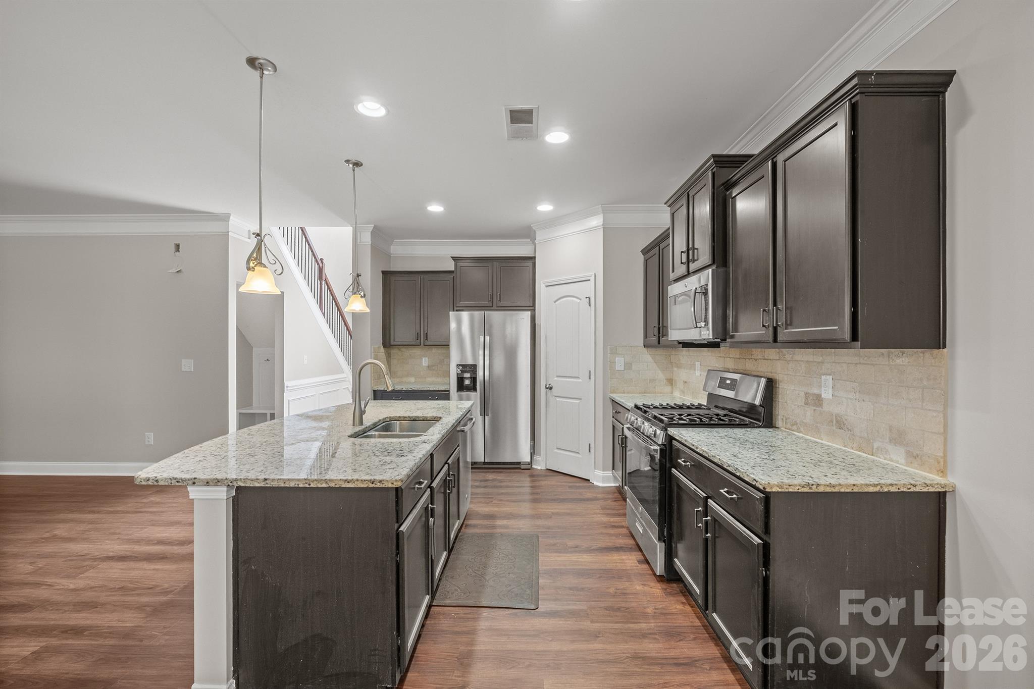 9230 Inverness Bay Road Charlotte, NC 28278 - Photo 7 of 35