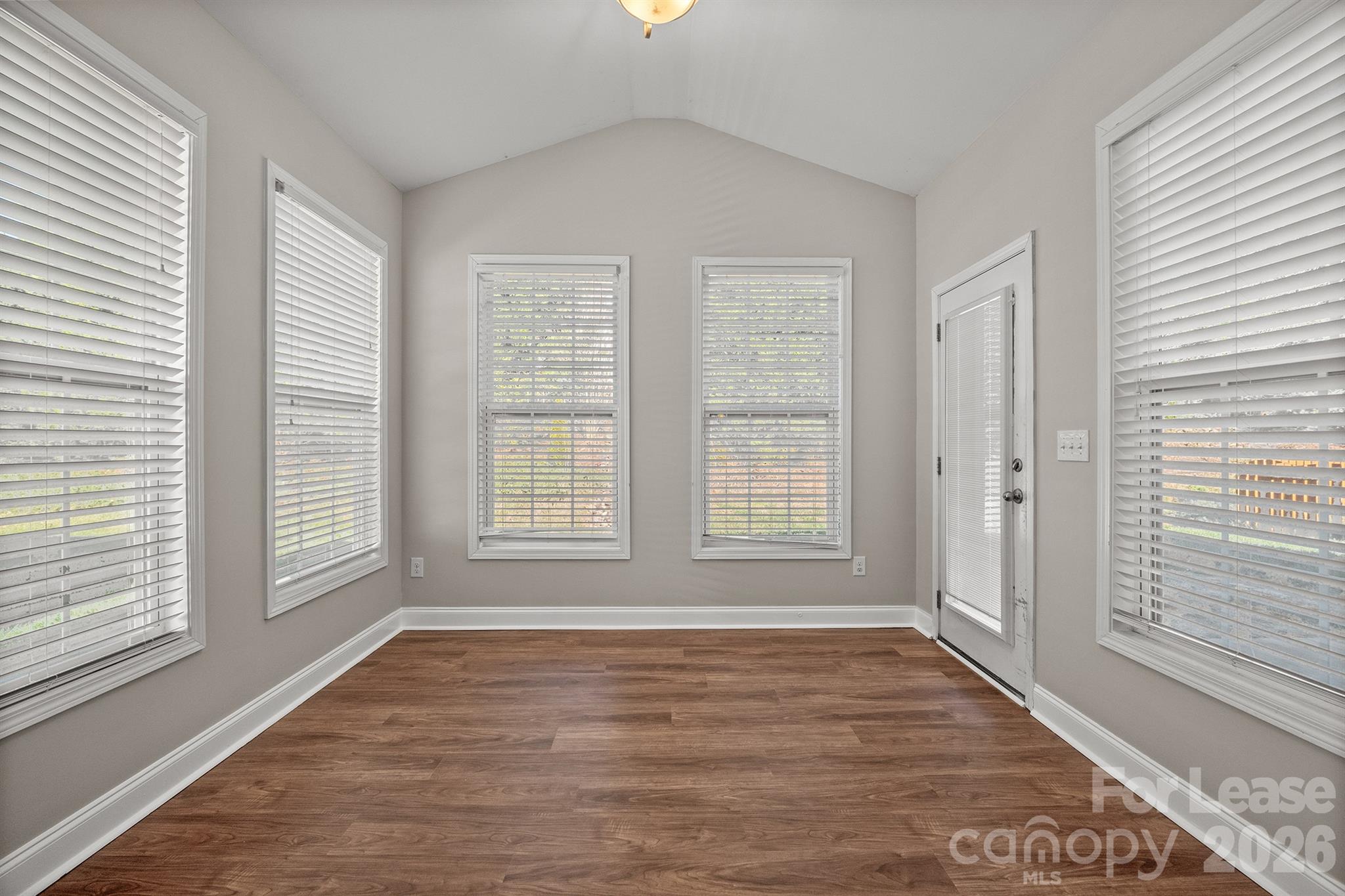 9230 Inverness Bay Road Charlotte, NC 28278 - Photo 9 of 35