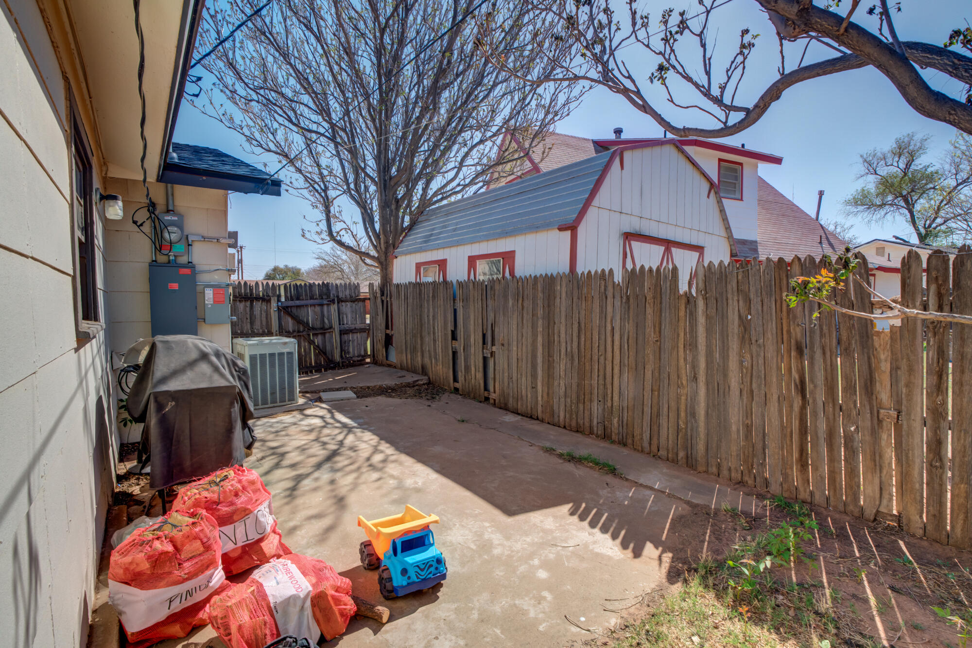 1912 69th Street Lubbock, TX 79412 - Photo 41 of 41 a view of outdoor space yard and patio