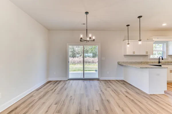 $270,900 | 864 Brewer Drive, New Ellenton, SC 29809