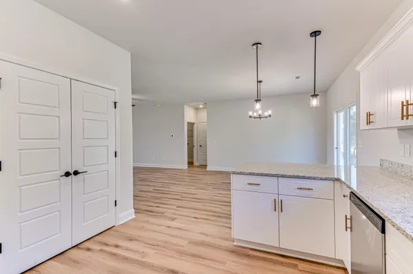 $270,900 | 864 Brewer Drive, New Ellenton, SC 29809
