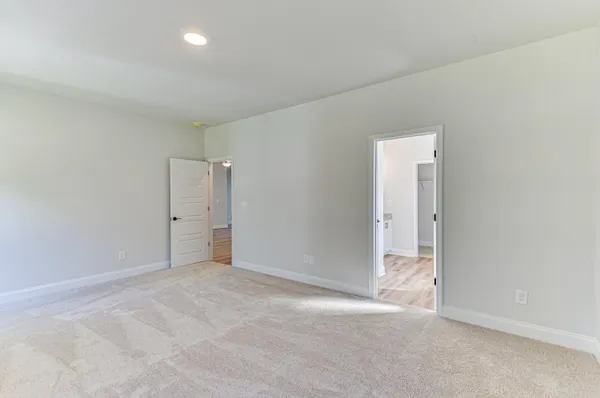 $270,900 | 864 Brewer Drive, New Ellenton, SC 29809