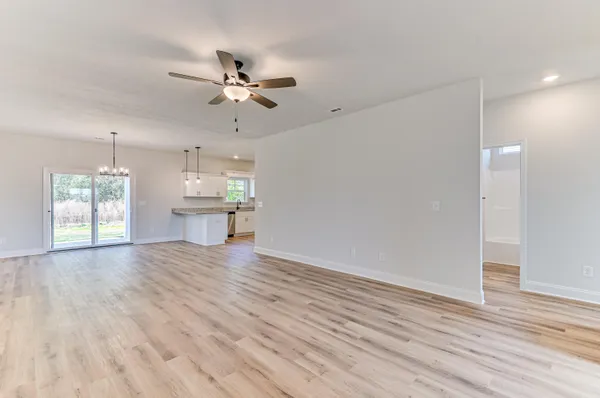 $270,900 | 864 Brewer Drive, New Ellenton, SC 29809