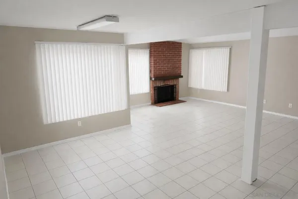 $4,195 | 8849 Scorpius Way, San Diego, CA 92126