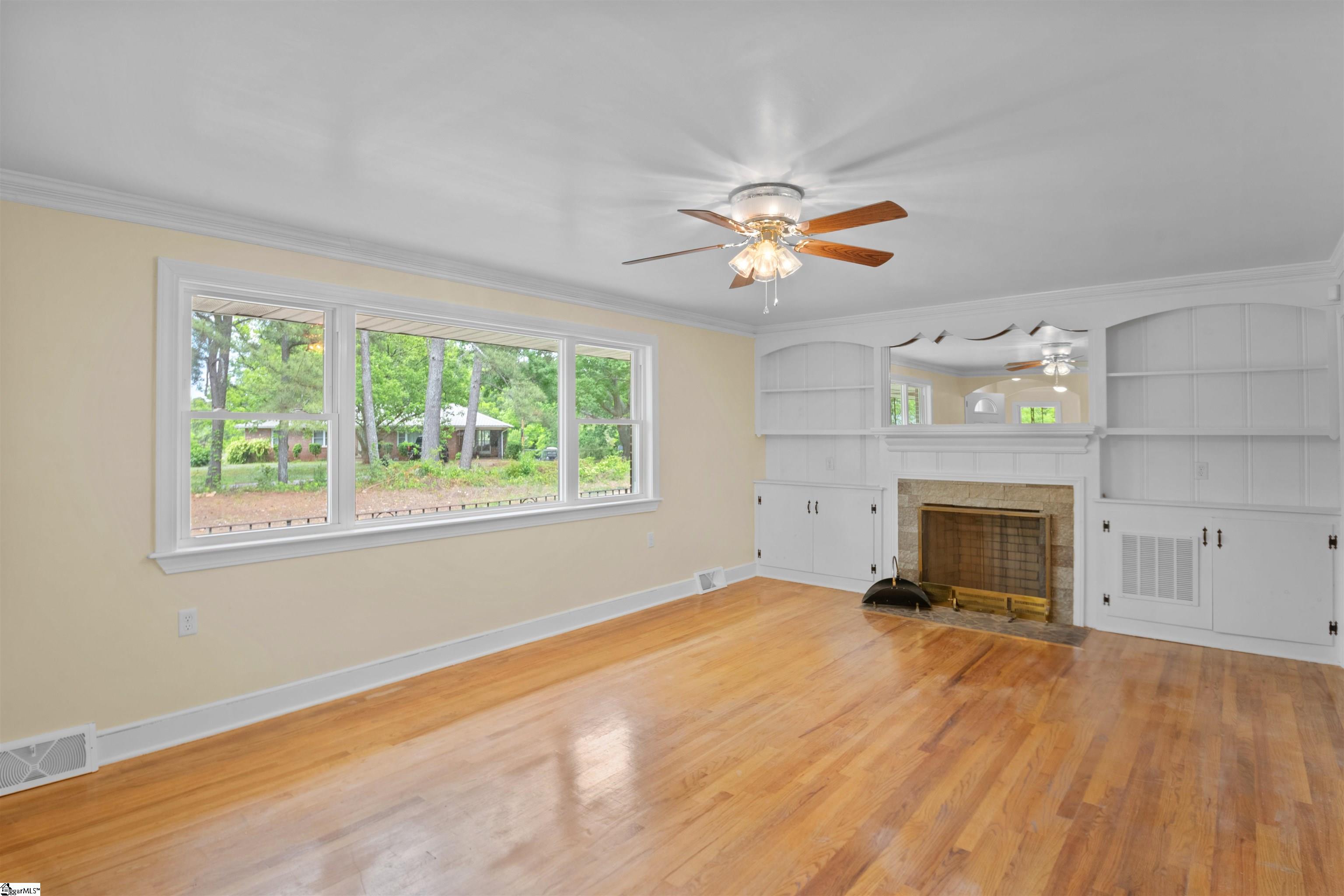 1005 Gordon Street Anderson, SC 29626 - Photo 13 of 48