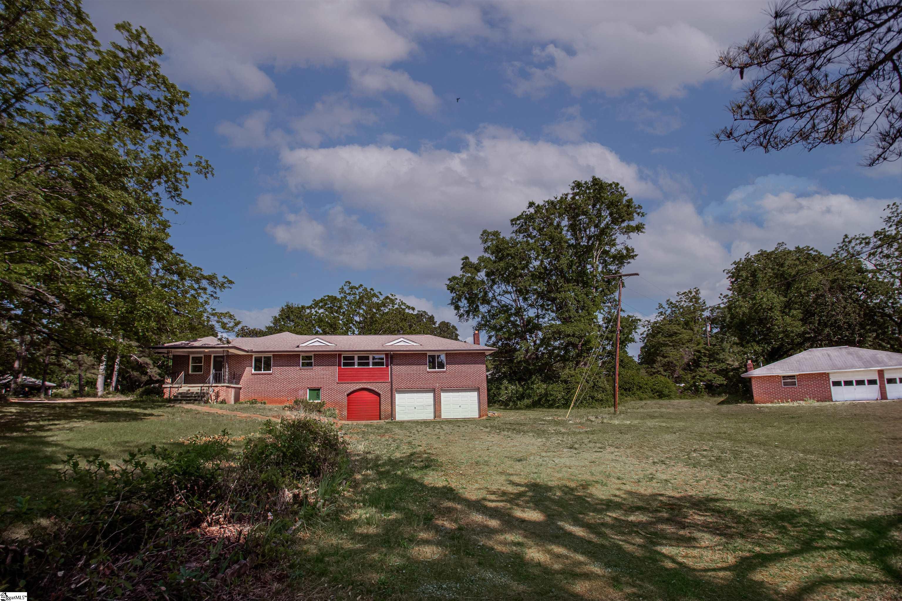 1005 Gordon Street Anderson, SC 29626 - Photo 7 of 48