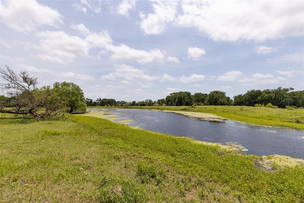 836 Debbie Lane Pilot Point, TX 76258 - Photo 14 of 35