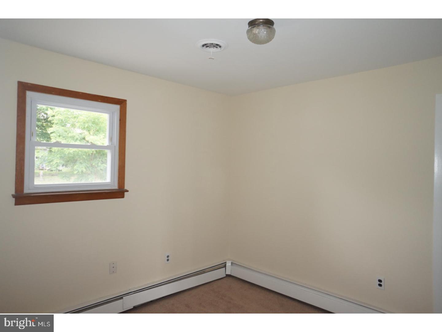 54 Norman Avenue Riverside, NJ 08075 - Photo 8 of 13