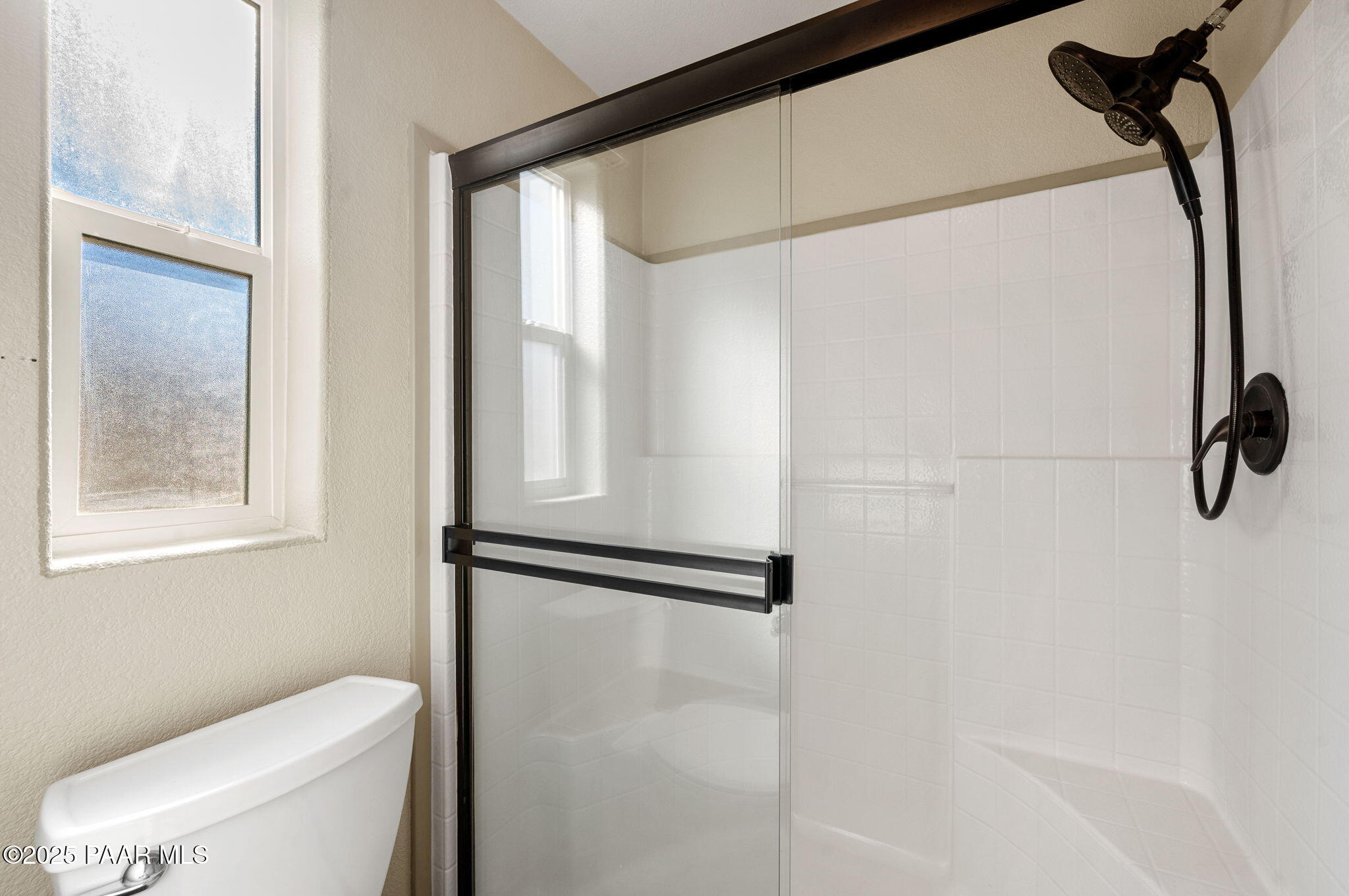 1178 Rafter 11 Circle Prescott Valley, AZ 86327 - Photo 17 of 25 16-Primary Bathroom_2