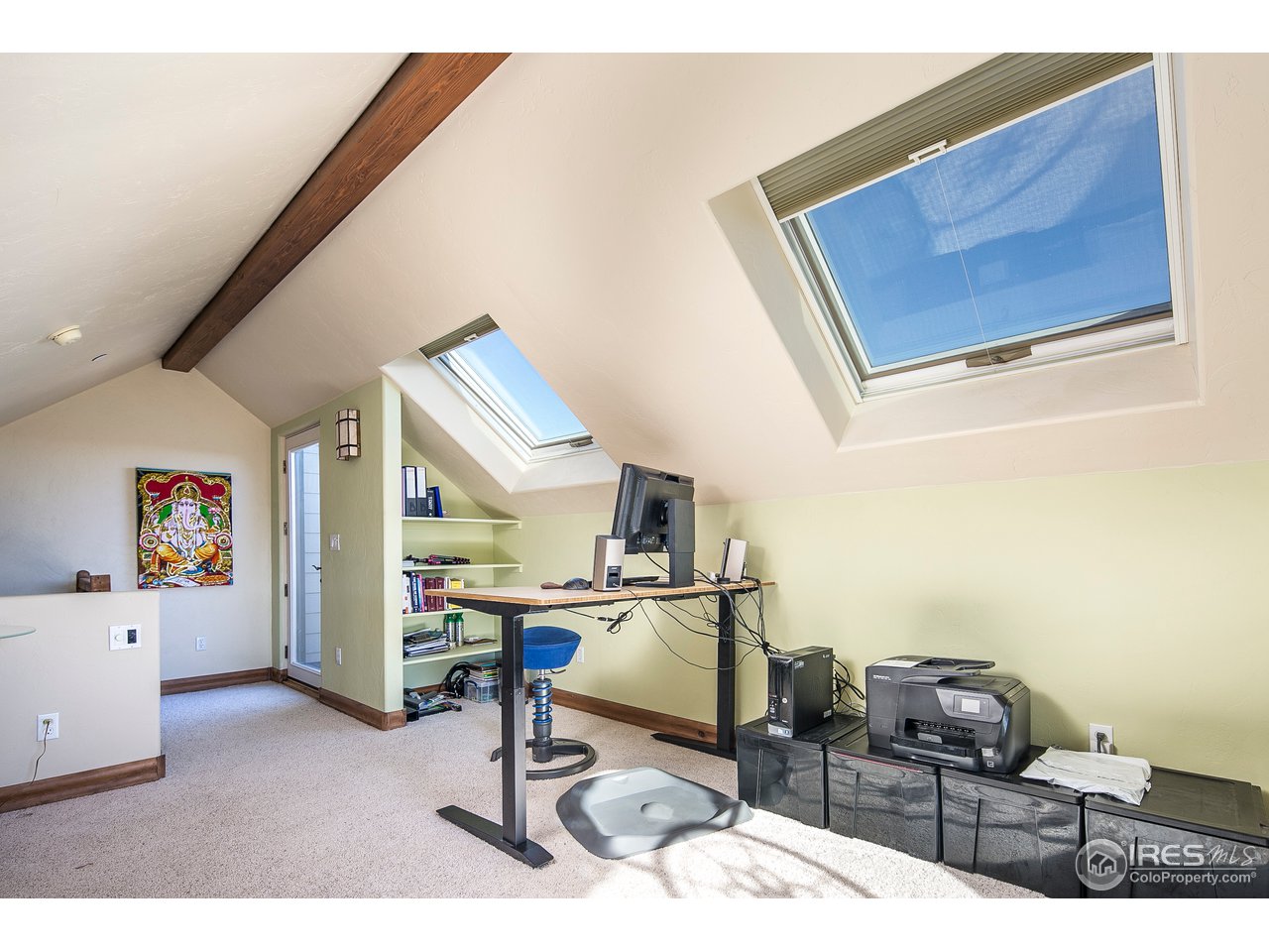 355 Mountain King Road Boulder, CO 80302 - Photo 21 of 34 a workspace with furniture