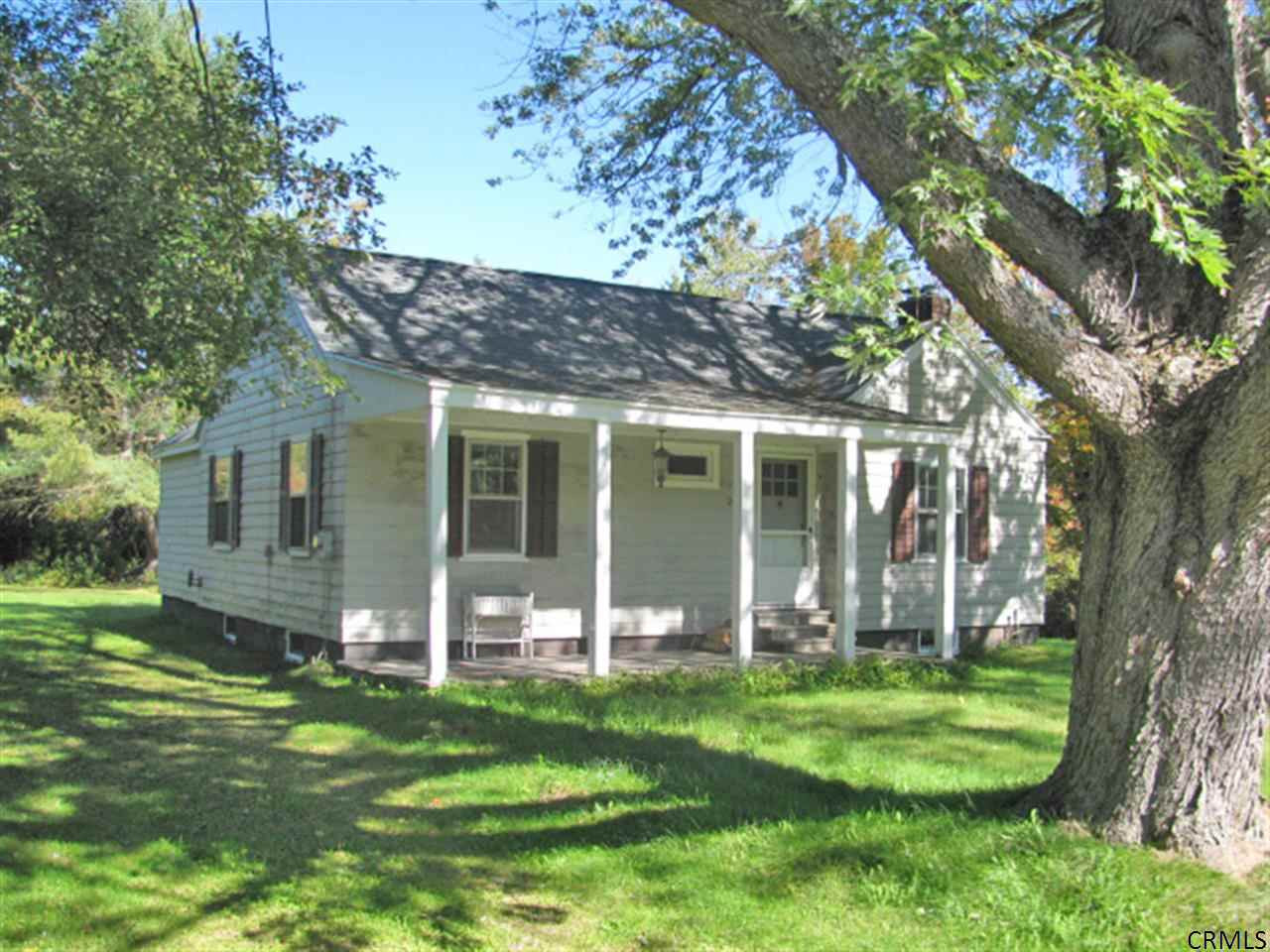 264 Lakeview Road Broadalbin, NY 12025 - Photo 3 of 23 Photo 3