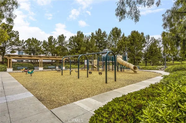 $2,098,000 | 11 Highfield Glen, Irvine, CA 92618