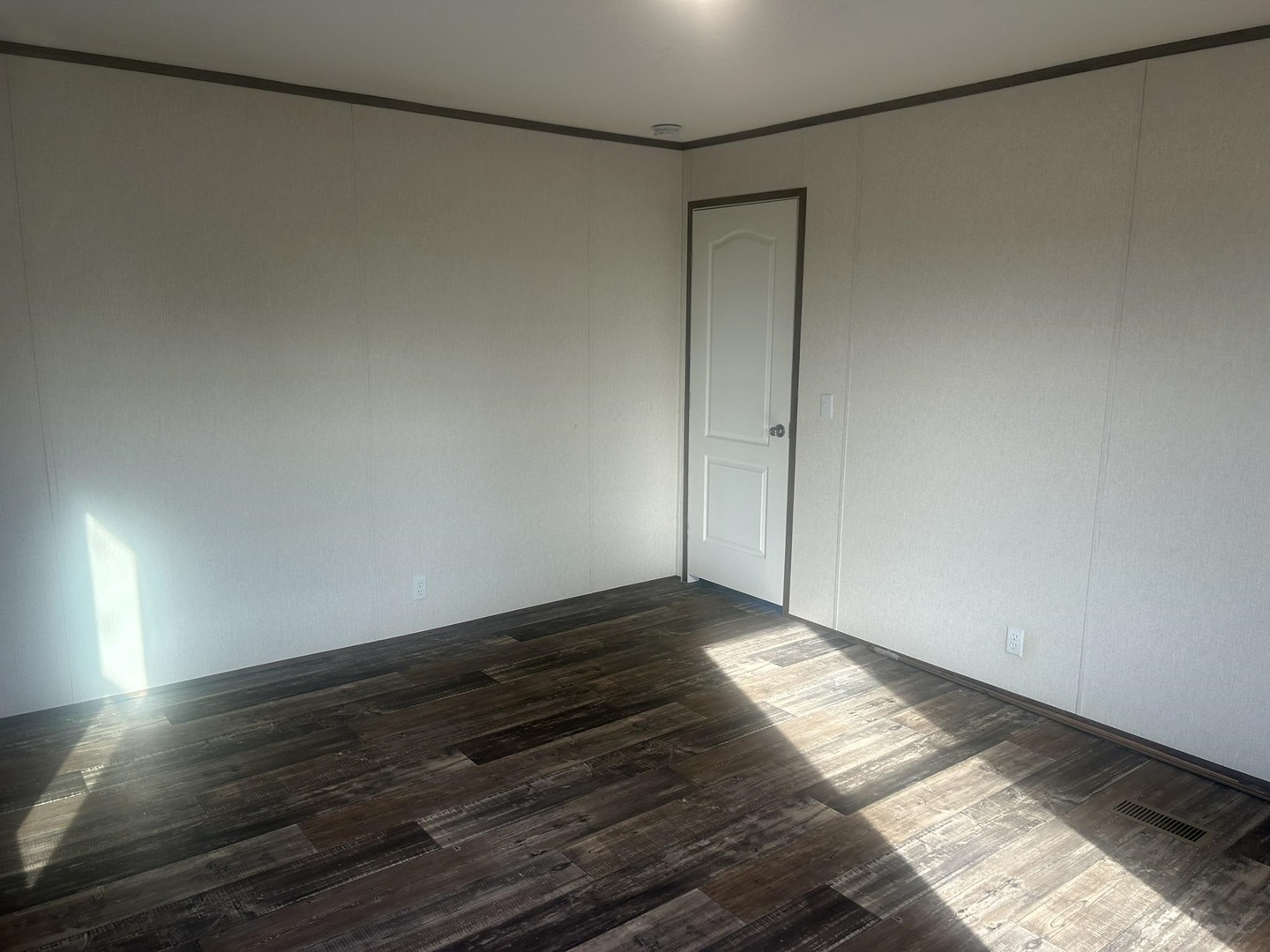3115 Tunnel Hill Road Ozark, IL 62972 - Photo 30 of 36 a view of an empty room and window