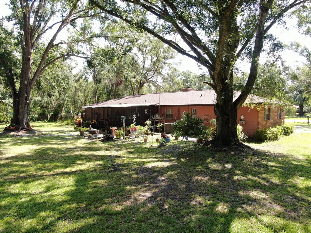 1753 Ranchette Road Wesley Chapel, FL 33543 - Photo 10 of 60 Gallery Image 10