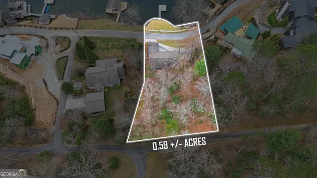 an aerial view of a yard