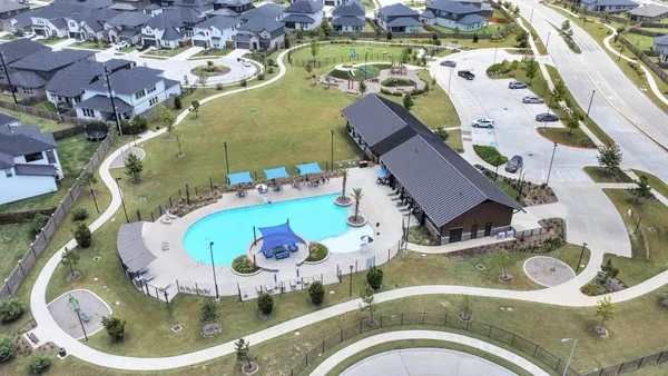 $3,900 | 21118 Chelton Beach Drive, Cypress, TX 77433