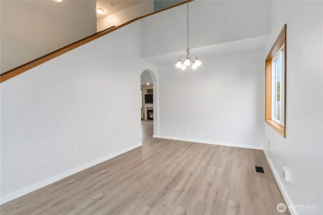 $534,950 | 226 Easton Avenue West, Eatonville, WA 98328