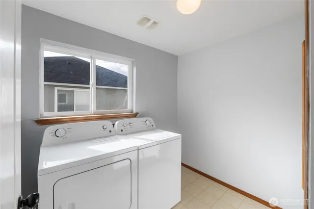 $534,950 | 226 Easton Avenue West, Eatonville, WA 98328