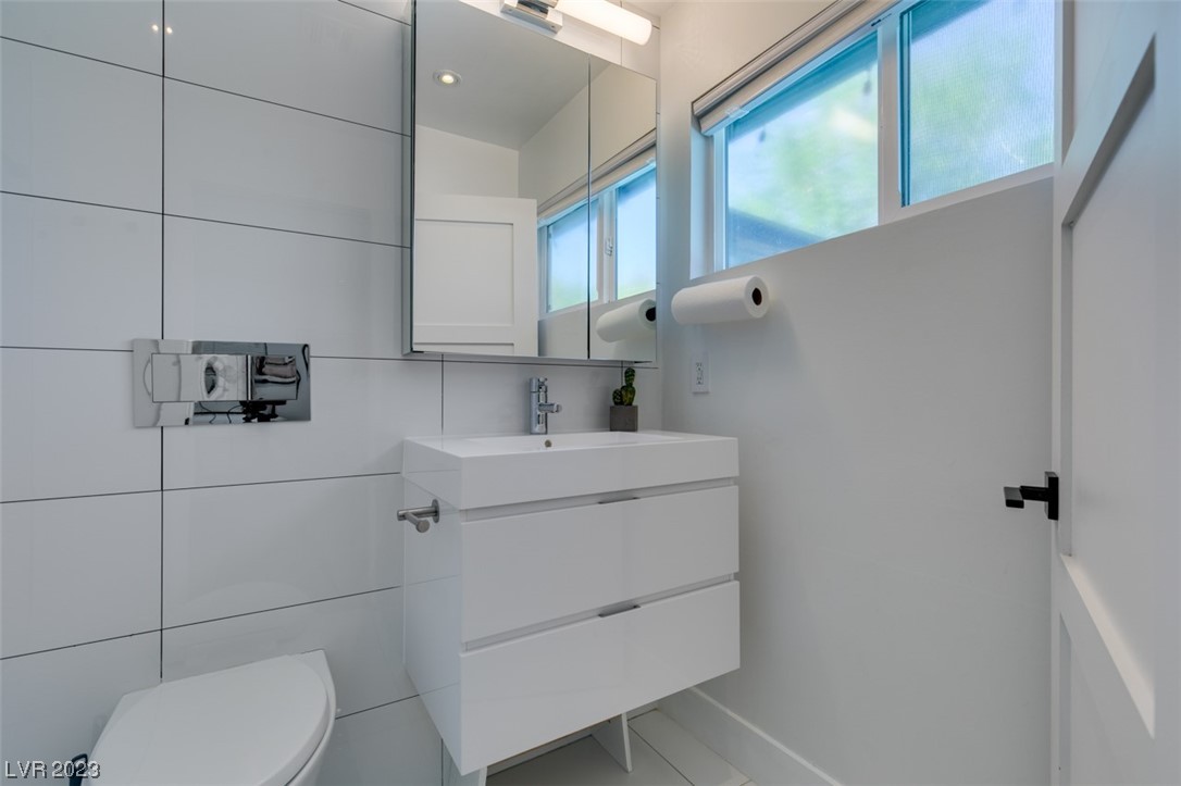 1812 Poco Way Las Vegas, NV 89102 - Photo 19 of 35