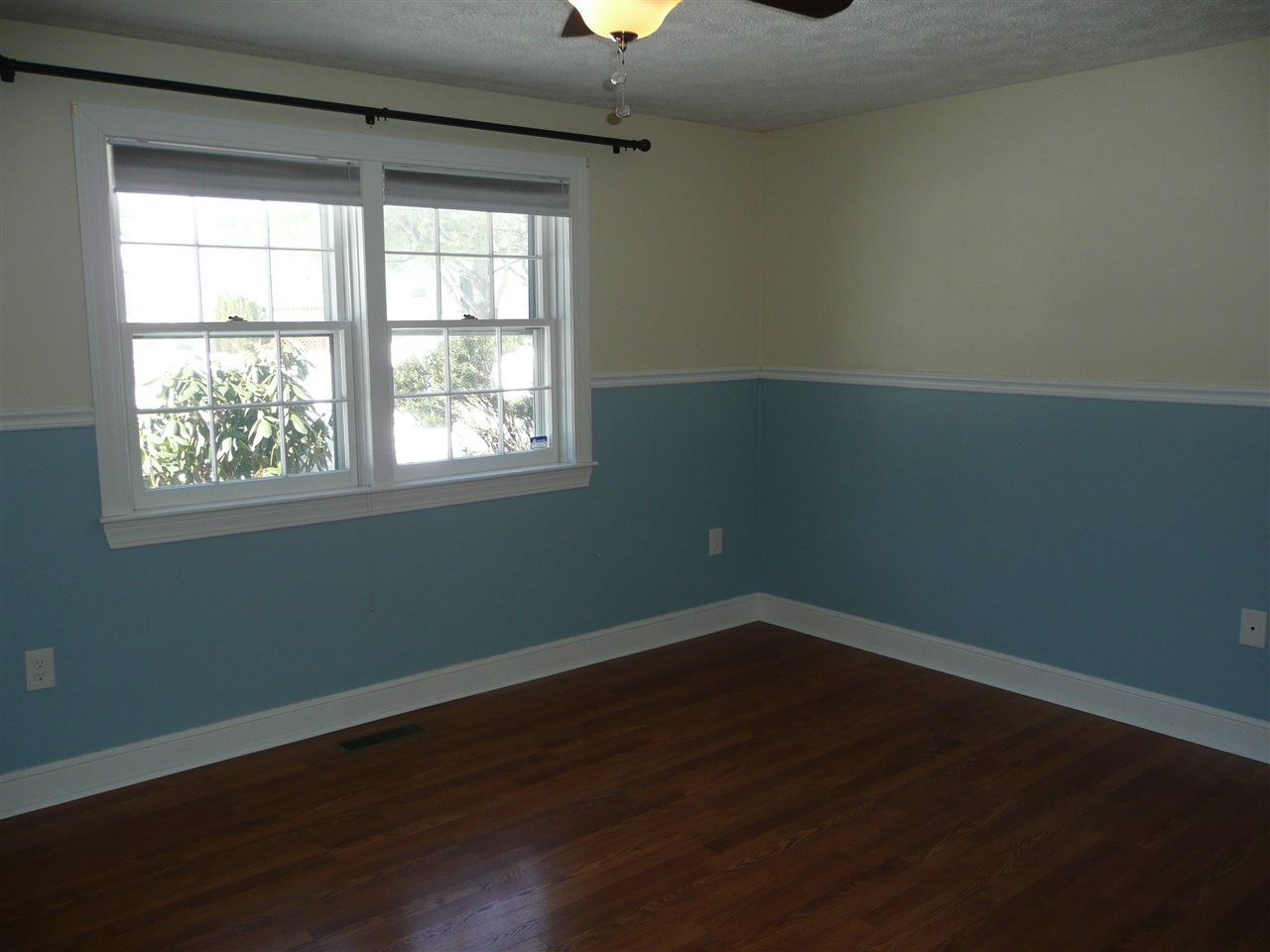 224 Winding Pond Road Londonderry, NH 03053 - Photo 19 of 27