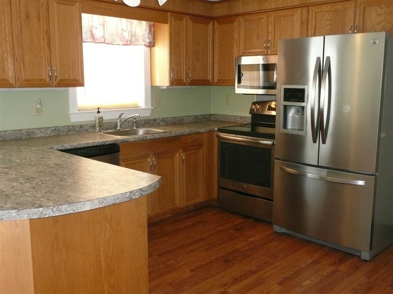 224 Winding Pond Road Londonderry, NH 03053 - Photo 5 of 27