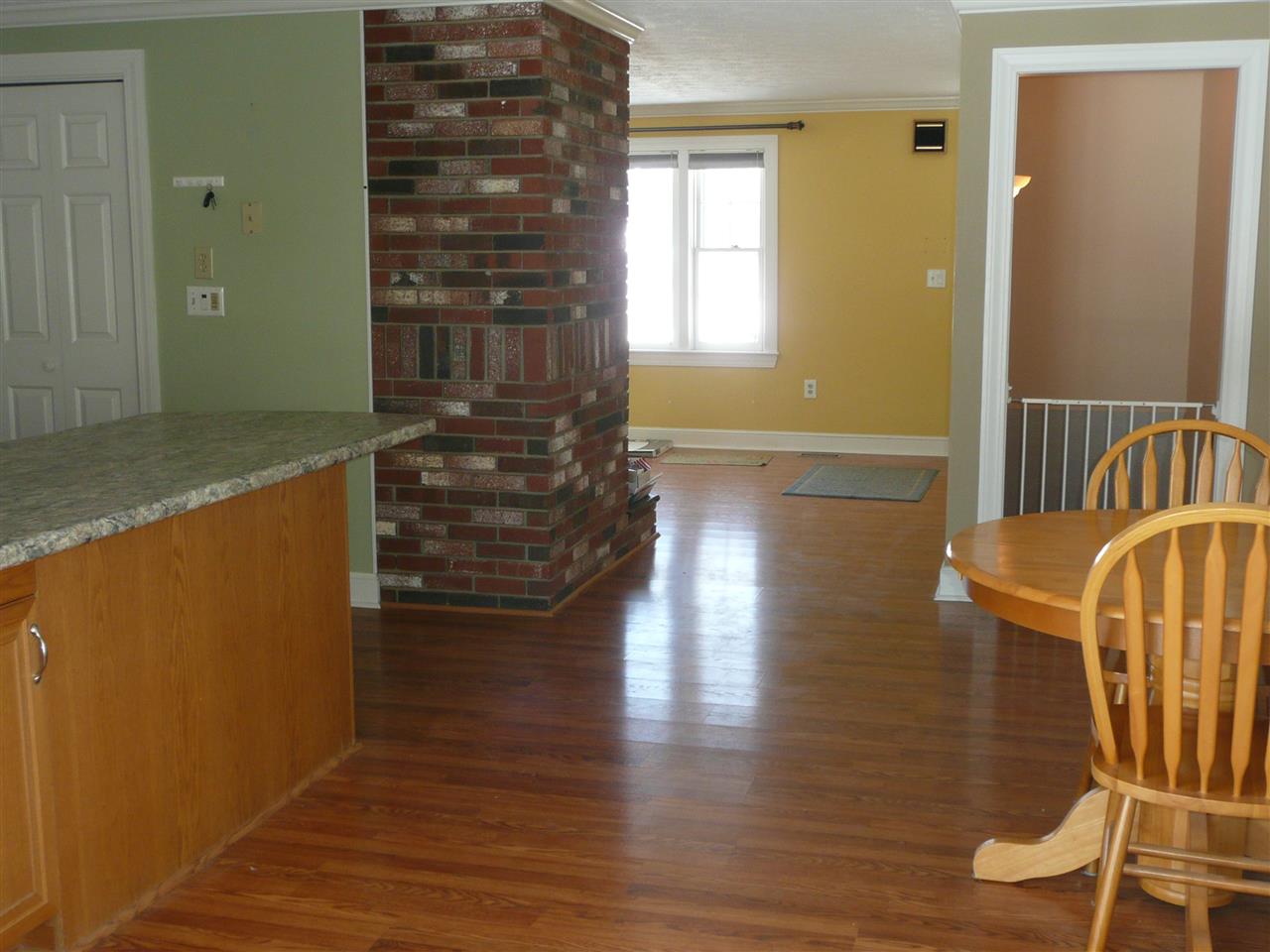 224 Winding Pond Road Londonderry, NH 03053 - Photo 7 of 27