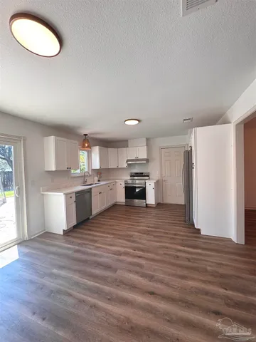 $2,895 | 1012 Great Oaks Drive, Gulf Breeze, FL 32563