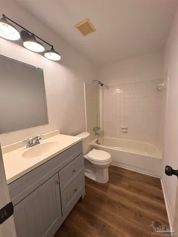 $2,895 | 1012 Great Oaks Drive, Gulf Breeze, FL 32563