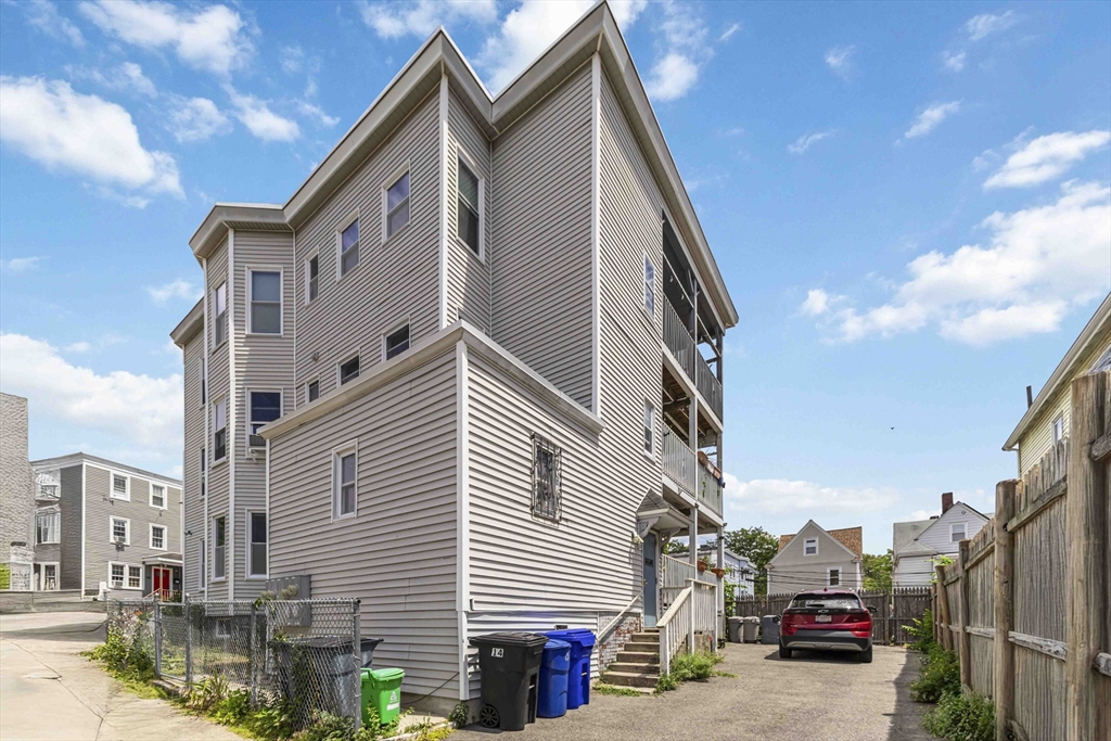 14 Torrey Street, Unit 1 Boston, MA 02124 - Photo 18 of 19