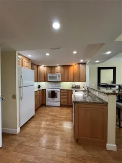 $229,995 | 900 River Reach Drive, Unit 222, Fort Lauderdale, FL 33315