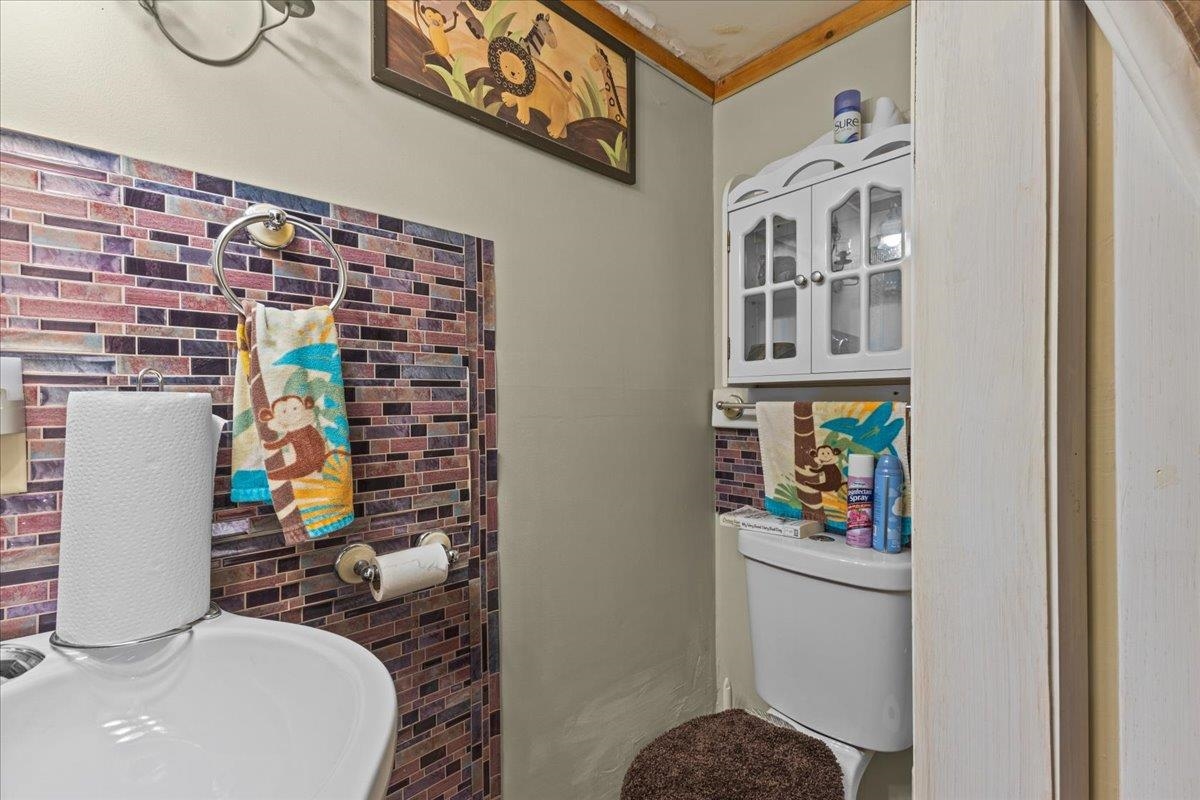 49 Russell Street St. Albans, VT 05478 - Photo 24 of 42