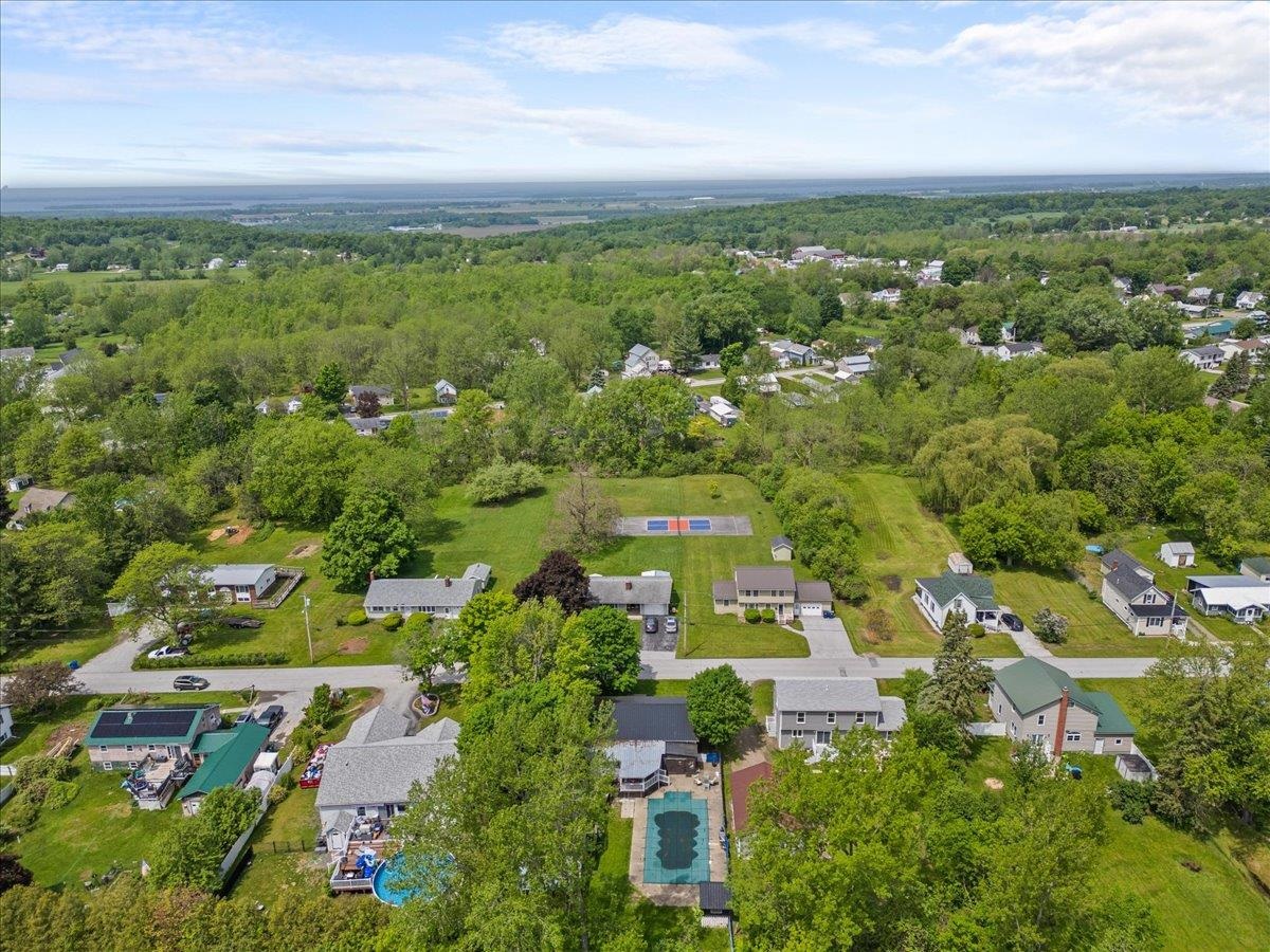 49 Russell Street St. Albans, VT 05478 - Photo 39 of 42