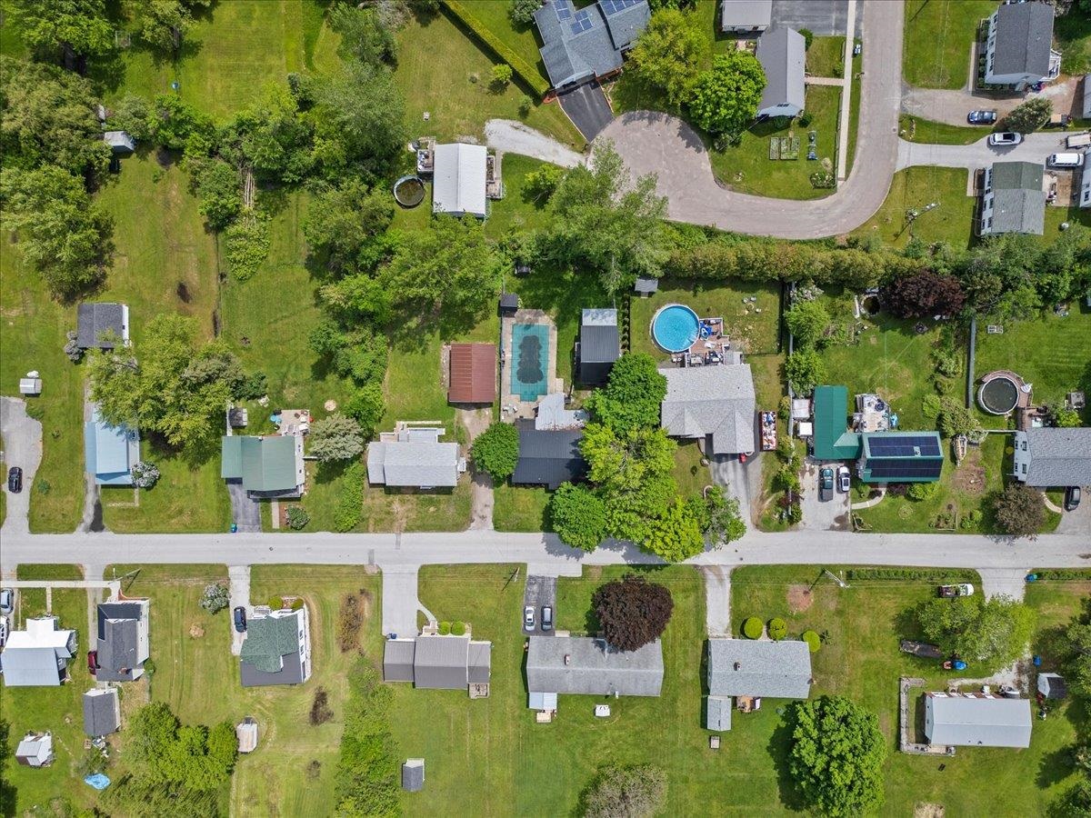 49 Russell Street St. Albans, VT 05478 - Photo 40 of 42