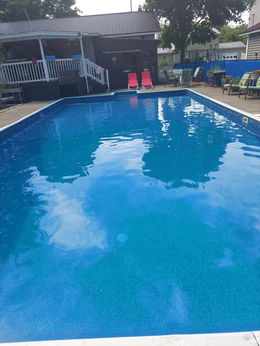 49 Russell Street St. Albans, VT 05478 - Photo 8 of 42