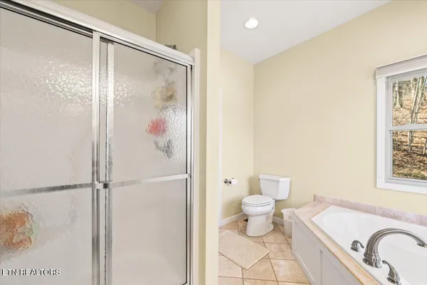 $1,195,000 | 223 Holly Lane, La Follette, TN 37766