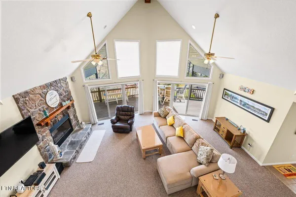 $1,195,000 | 223 Holly Lane, La Follette, TN 37766