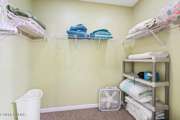 $1,195,000 | 223 Holly Lane, La Follette, TN 37766