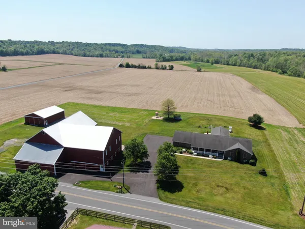$799,000 | 3.01 Leafmore Road, Chambersburg, PA 17202