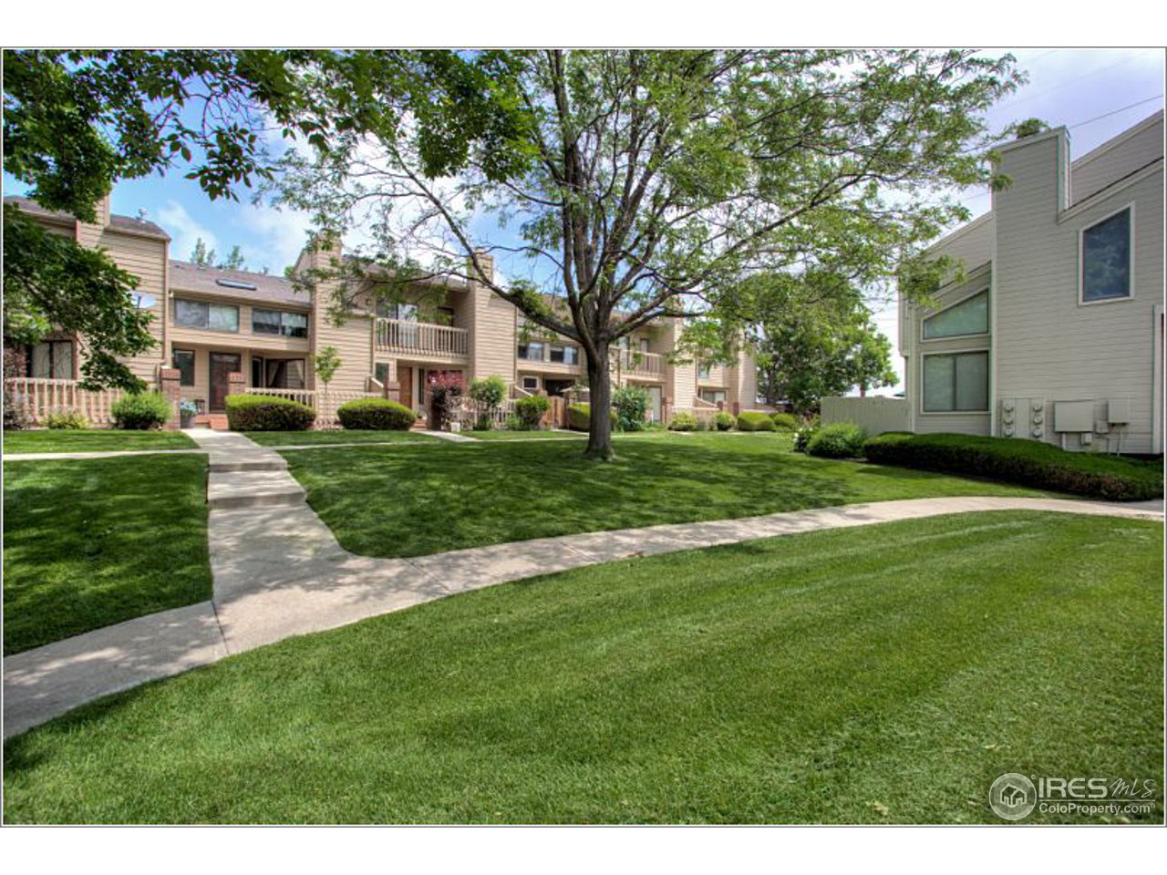 5026 Buckingham Road Boulder, CO 80301 - Photo 1 of 16 Courtyard