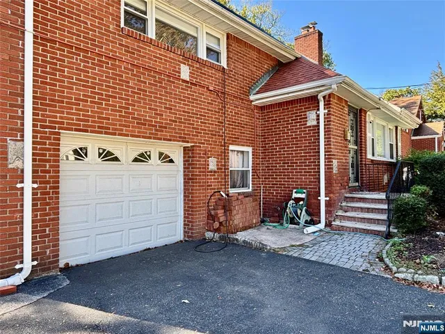 $4,000 | 62 Howland Avenue, Teaneck, NJ 07666