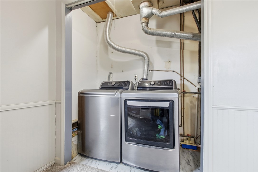 2745 Share Street Springfield, OH 45505 - Photo 23 of 28 This dedicated space features modern appliances for effortless daily routines.