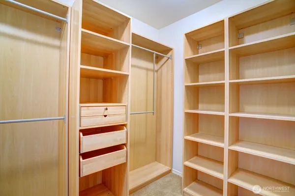 $3,995 | 20315 122nd Place Northeast, Bothell, WA 98011