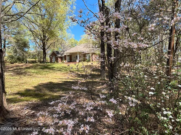 $306,000 | 206 Crescent H Drive, Terry, MS 39170