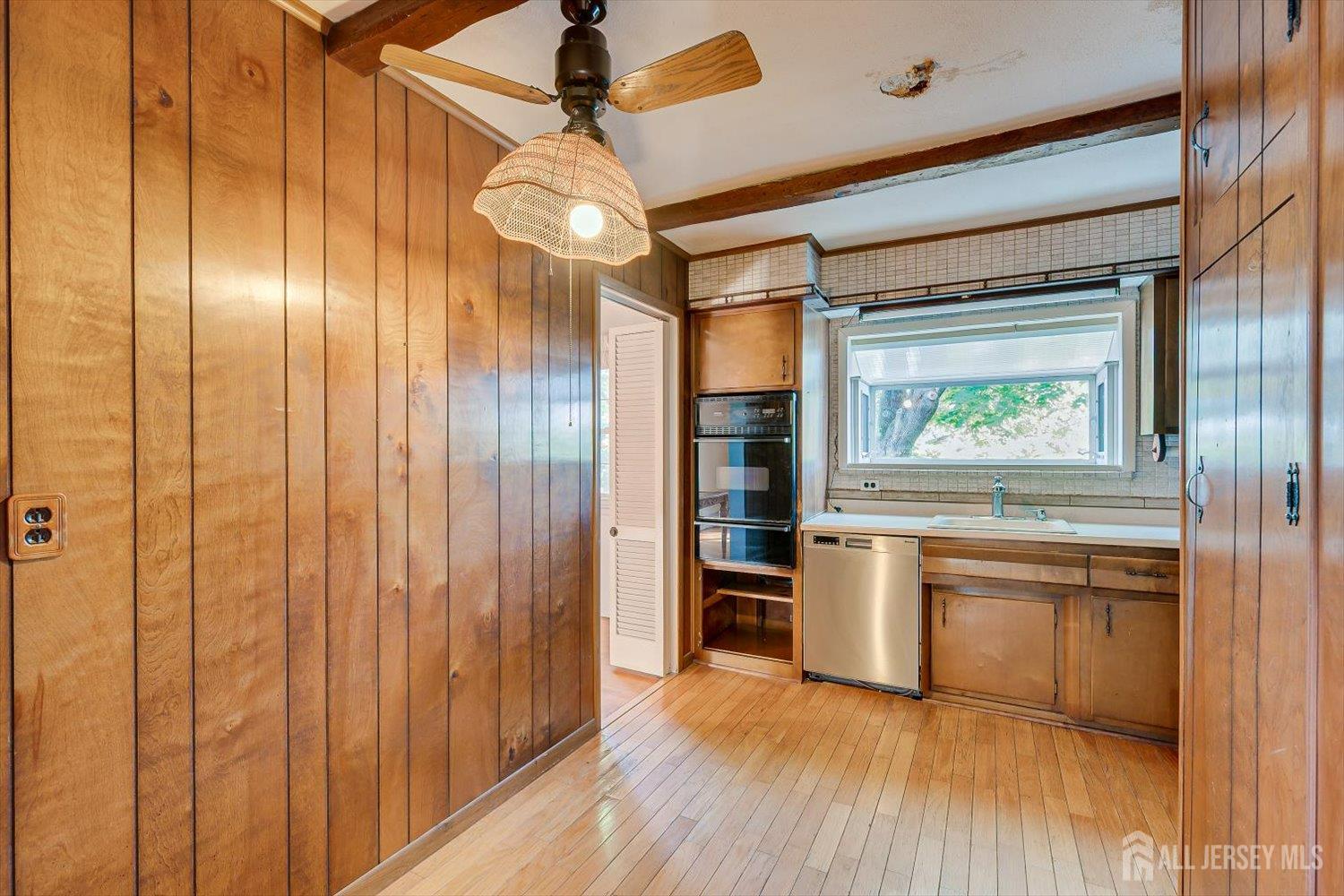 31 Rieder Road Edison, NJ 08817 - Photo 17 of 38