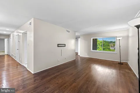 $215,000 | 11220 Cherry Hill Road, Unit 304, Beltsville, MD 20705