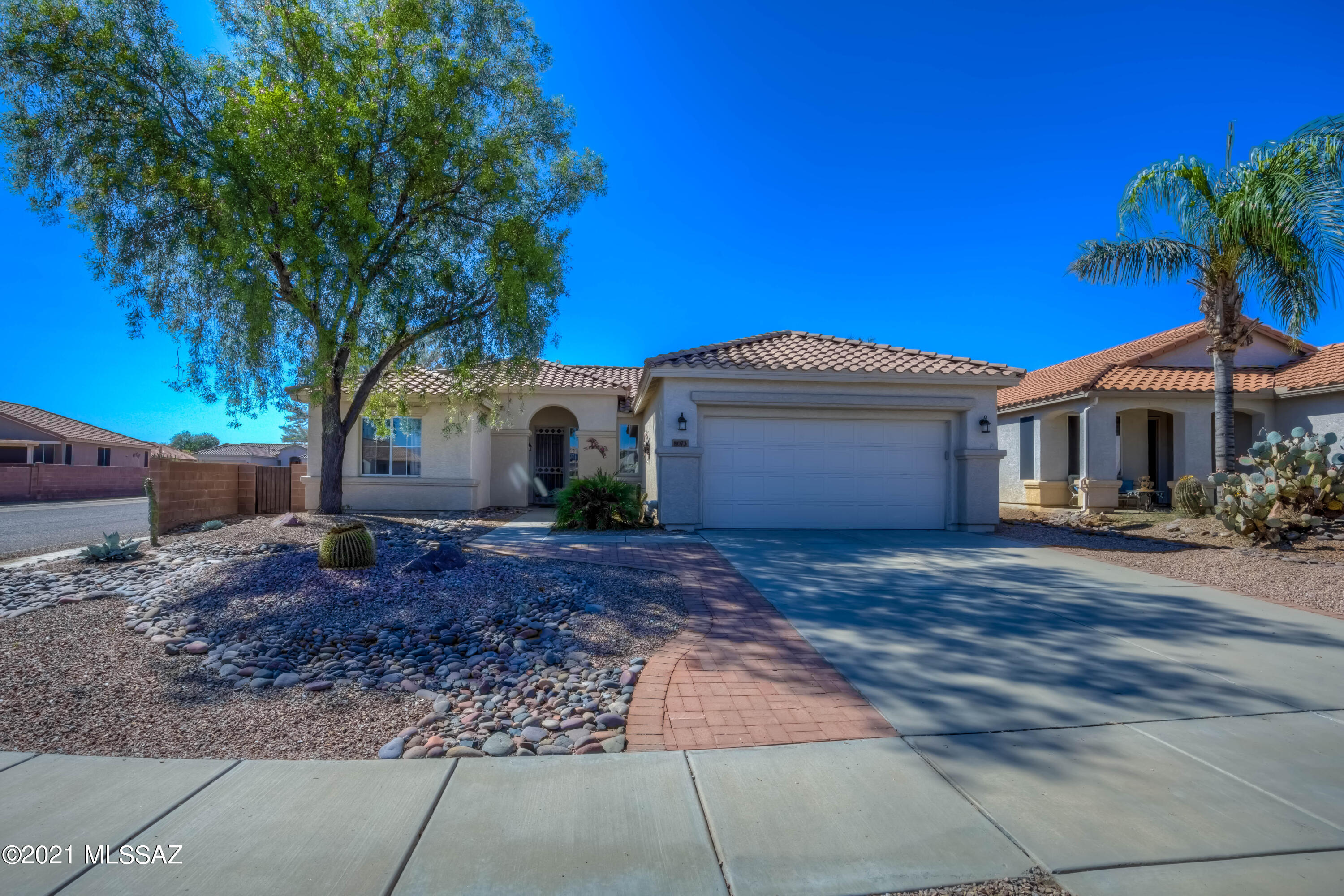 8073 West Wandering Spring Way Tucson, AZ 85743 - Photo 3 of 49