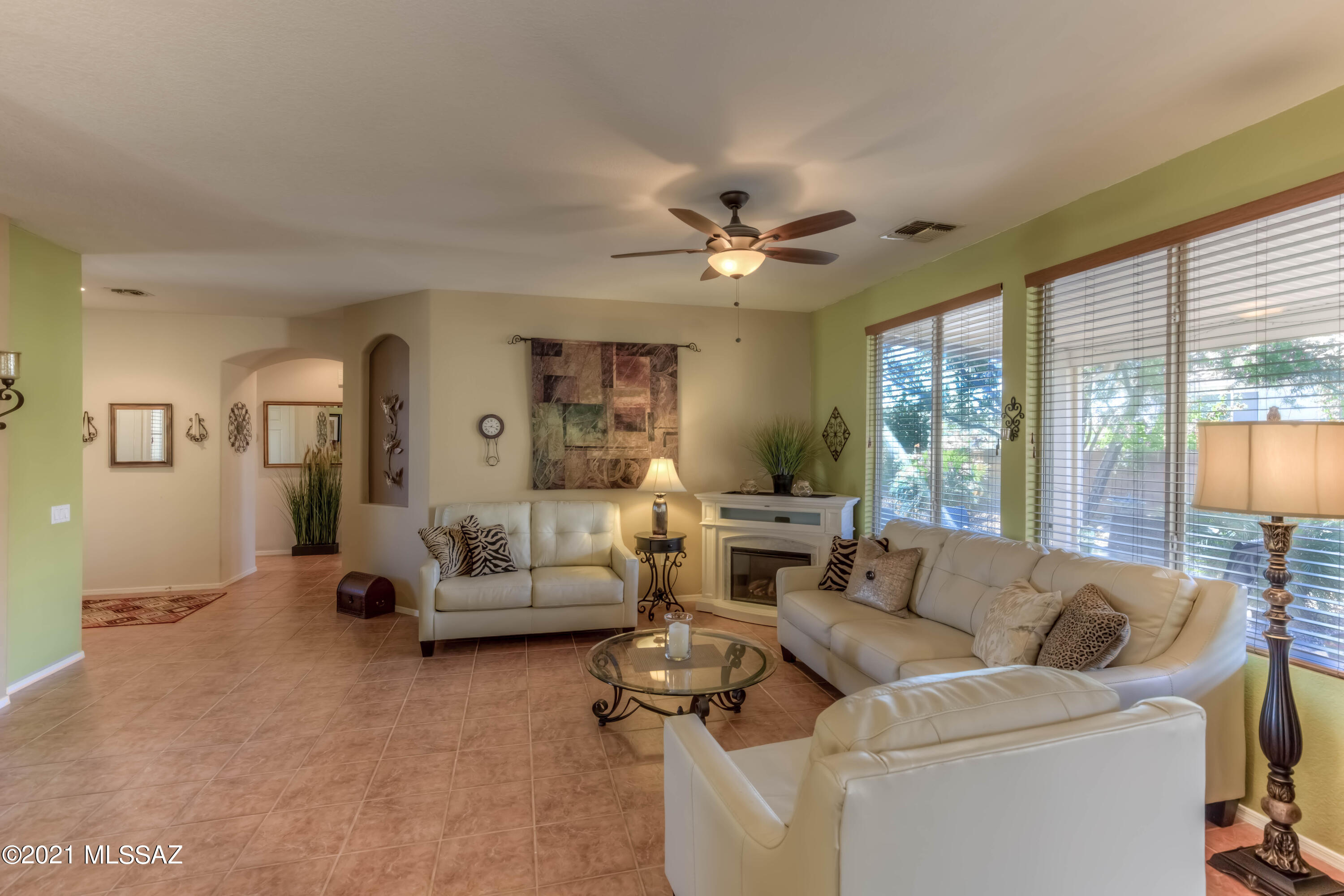8073 West Wandering Spring Way Tucson, AZ 85743 - Photo 10 of 49