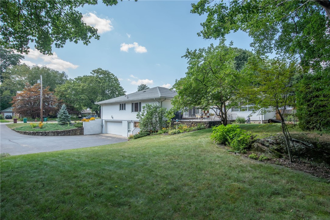 506 Woodland Road Woonsocket, RI 02895 - Photo 7 of 45