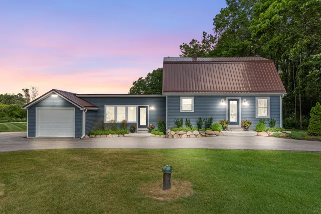 $1,150,000 | N96W20978 County Line Road, Germantown, WI 53017