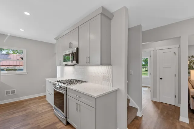 $1,150,000 | N96W20978 County Line Road, Germantown, WI 53017